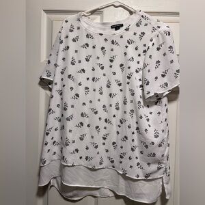 Hillary shirt size large